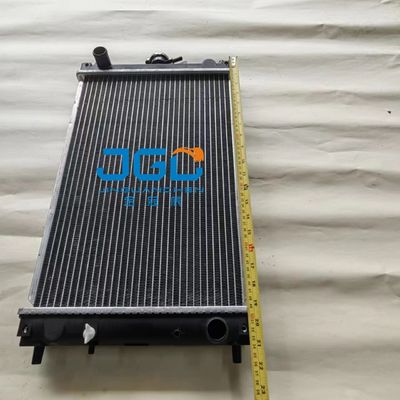 Radiador de alumínio do tanque de água YM35 para a máquina escavadora Medium Size