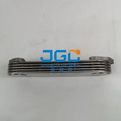Os apoios de sistema de refrigeração componentes do refrigerador 6D34 do núcleo do óleo o caminhão ME033678 diesel de reposição