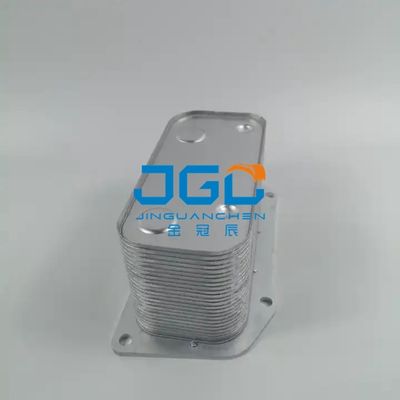 A máquina escavadora Components Diesel Cooler de EC210B retira o núcleo da integração de sistema de refrigeração 04252961