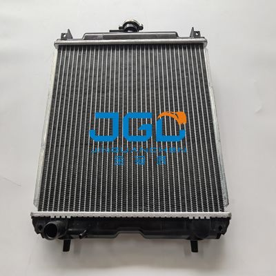 Máquina escavadora Accessories RC411-42300 do motor D1703 do radiador KX91-3 U35 U35-3 do tanque de água