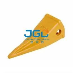 Dentes de balde de escavadeira 2713Y1217 Partes de máquinas de construção DH220 DH300 DH360 DH500 S200