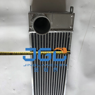 Peças sobressalentes de escavadeira Radiador PC240-8MO Refrigerador de óleo Para 7835-46-1007 Komatsu