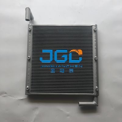 SK60-3 SK60 Kobelco Cooler de óleo de escavadeira 2452U415S13 DBX174001-9