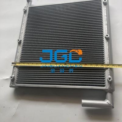 SK60-3 SK60 Kobelco Cooler de óleo de escavadeira 2452U415S13 DBX174001-9