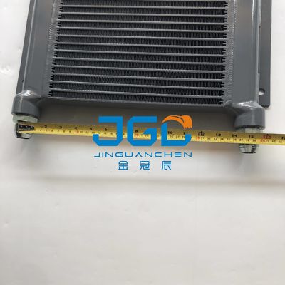 PC40 Refrigerador de óleo hidráulico para peças de escavadeiras 20T-03-71511