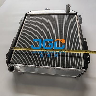 Automatização EX60-5 4366829 4397053 Montagem de escavadeira Radiador Tanque de água Refrigerador de água Radiador