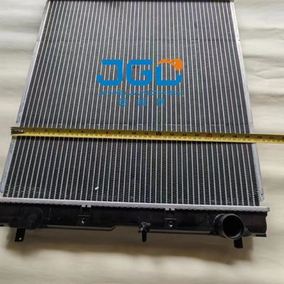 Conjunto 4479181 EX70 do núcleo do radiador do tanque de Spare Parts Radiator da máquina escavadora