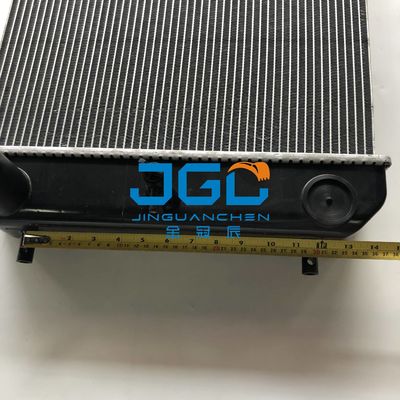 Peças de máquinas de construção ZAX200-5B Tanque de água Radiador 4668378 Peças de escavadeira