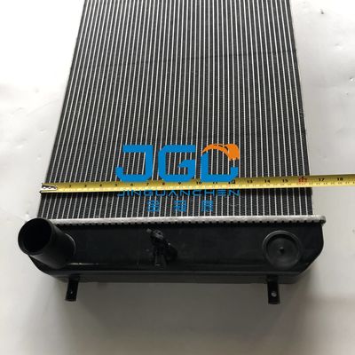 Peças de máquinas de construção ZAX200-5B Tanque de água Radiador 4668378 Peças de escavadeira