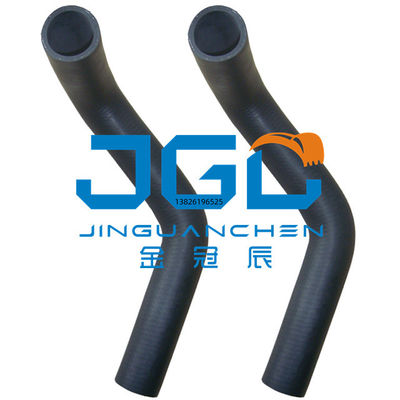 EX200-5、EX150-5、SH200A1 Mangueira de borracha de escavadeira de ligação superior e inferior de mangueira de borracha de água 3068554