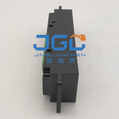 SK-8 SK200-8 Painel de ar condicionado de escavadeira YN20M01468P4 51586-17813