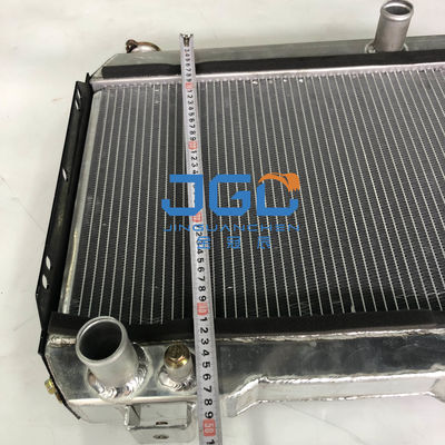 Yuchai YC35 Tanque de água radiador para escavadeira