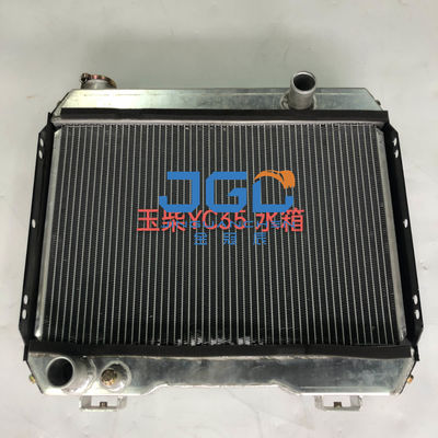 Yuchai YC35 Tanque de água radiador para escavadeira