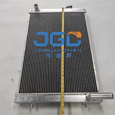 Peças sobressalentes de escavadeira DX80 DH80-7 Peças hidráulicas de arrefecimento Tanque de água DH80-7 Radiador de escavadeira 440211-00175