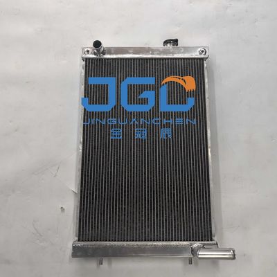 Peças sobressalentes de escavadeira DX80 DH80-7 Peças hidráulicas de arrefecimento Tanque de água DH80-7 Radiador de escavadeira 440211-00175