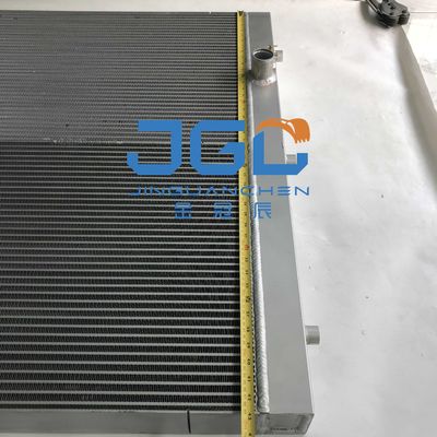 Peças sobressalentes de escavadeiras DX500 Peças de arrefecimento hidráulico Tanque de água Radiador de escavadeiras 440211-00848 440211-00511