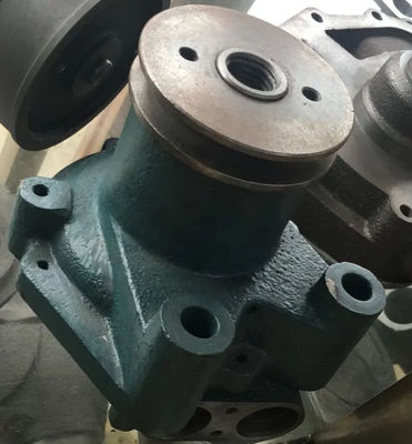 Bomba de água Excavadora Diesel Peças A20C A25C L90D VOE11032643 11032643 VOE11127755 11127755 Motor Bomba de água