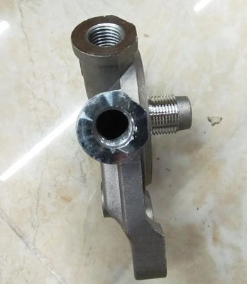 6D31 6D14 Cabeça de filtro de óleo de motor KS568C Cabeça de filtro de combustível de escavadeira Para 200B E200B