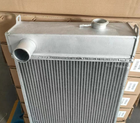 E325D Tanque de água para escavadeira Radiador 245-9207 433-1670 281-3601 347-9292 2459207 4331670 2813601 3479292 Para escavadeira