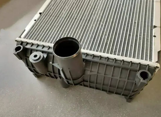 Fabrica E390 Máquinas de engenharia de radiadores para peças de escavadeiras