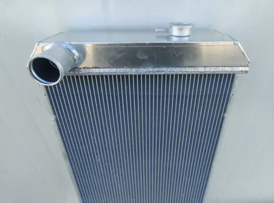 E323D Tanque de água para escavadeira Radiador 326-3870 312-8340 360-9273 3263870 3128340 3609273 Para escavadeira