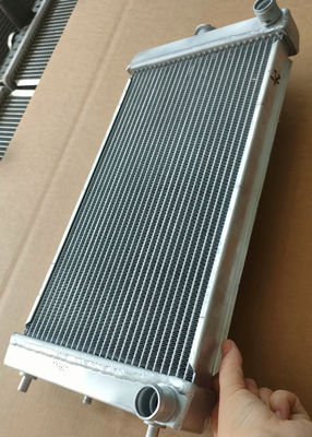 PC20 PC14MR-3 PC27MR-2 PC30MR-2 PC35MR-3 PC16MR-3 Radiador de escavadeira 22L-03-21111