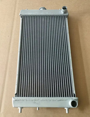 PC20 PC14MR-3 PC27MR-2 PC30MR-2 PC35MR-3 PC16MR-3 Radiador de escavadeira 22L-03-21111