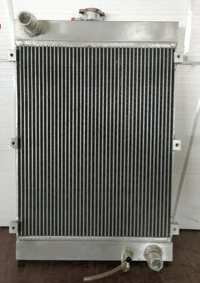 R550-3 Radiador de água de escavadeira 11M6-52430RL Materiais de alumínio