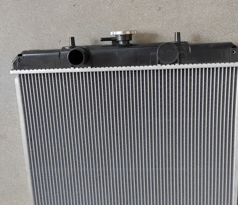 184015-44501 18401544501 Engenharia Mecânica Radiador de escavadeira Compatível com YM VIO75-B VIO-80 Radiador de escavadeira