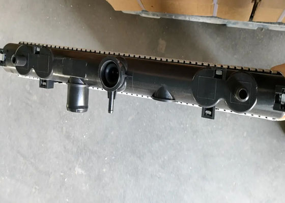 Tanque de água EX70 Radiador para fábrica de escavadeiras Fonte