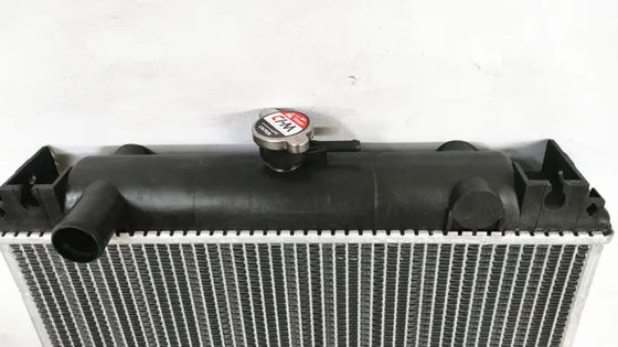 Radiador de alumínio de alta qualidade para escavadeira Kubota-588 Factory Direct