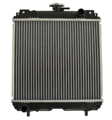 Radiador de tanque de água Assy RA221-42300 Para escavadeira Kubota U15 U17 U15-3 U17-3