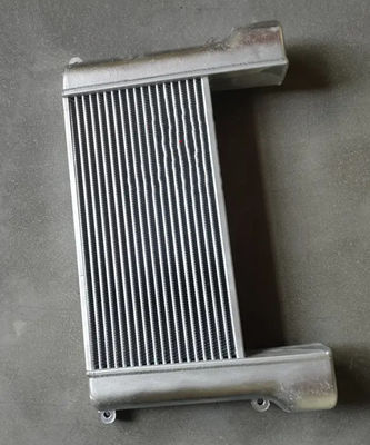 ZAX120-6 ZAX120 ZAX110 ZAX130 ZAX135 Refrigerador de ar de carga da escavadeira Intercooler
