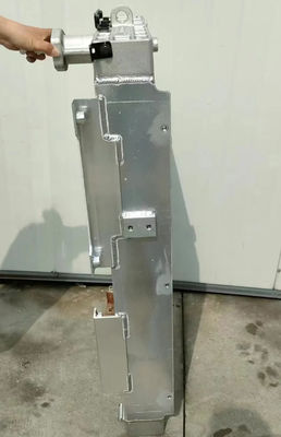 R210LC-9 R210NLC-9 R250LC-9 R210W-9 R215-9 Refrigerador de óleo 11Q6-40640 Para escavadeira