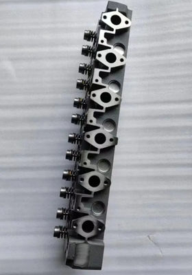 Volvo D6E cabeça de cilindro VOE20855301 VOE20941118 Adequado para EC160C EC180C EC210B