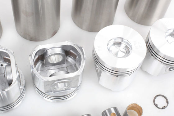 Máquinas de construção Excavadora Kit de revestimento do motor a pistão 1G924-2111 V2403 V2403Di Ring Peças para motores a diesel