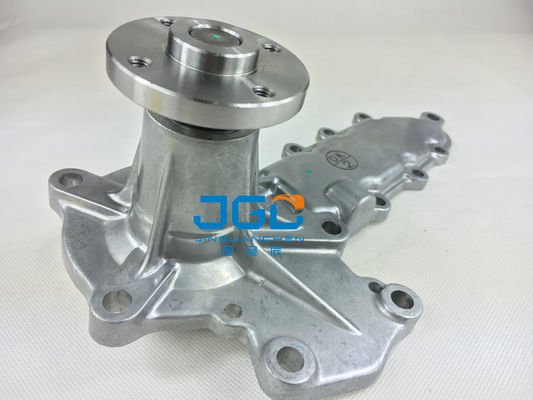 Bomba de água diesel 1G730-73032 de Engine Parts V2203 da máquina escavadora 1A051-73032